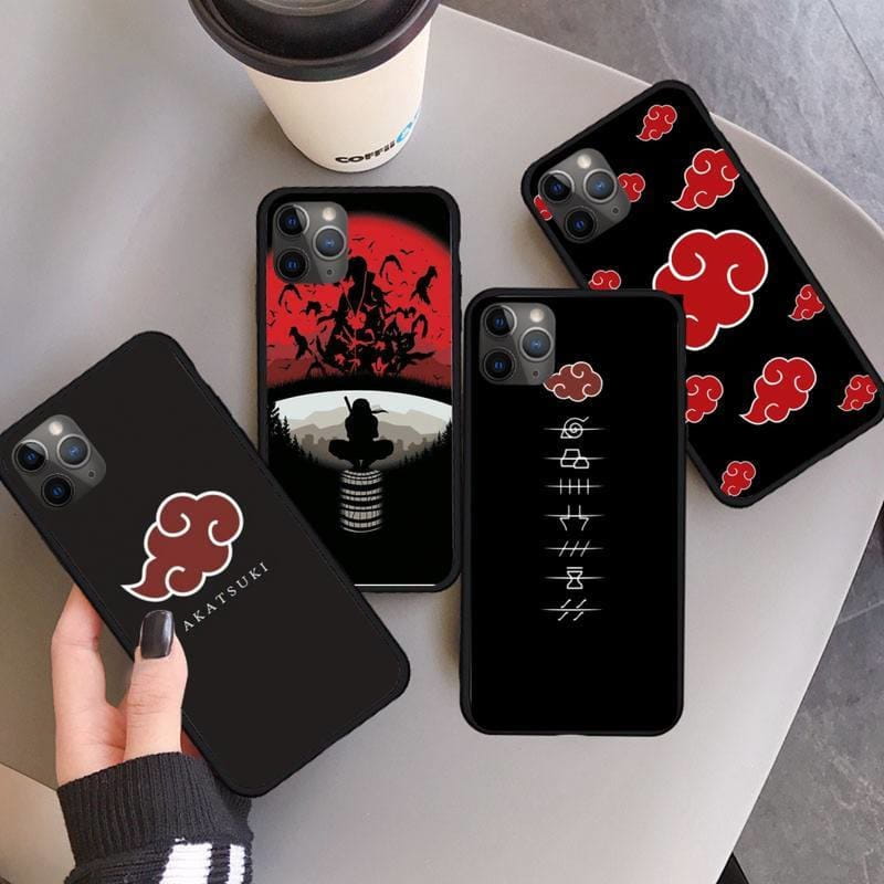 Coque iPhone Clan Uchiwa - Naruto Shippuden™ - Figurine Manga France : N°1 des ventes de figurine en ligne