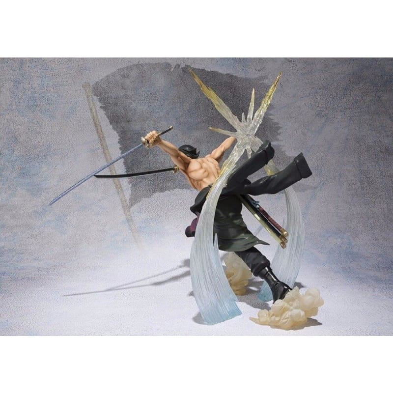 figurine RORONOA zoro one piece